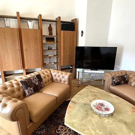 Anker Penthouse アパート バート・ノイェンアール・アールヴァイラー